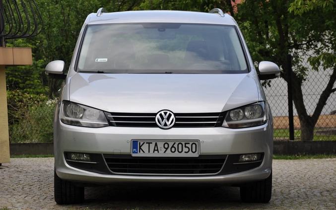 Volkswagen Sharan cena 43900 przebieg: 266000, rok produkcji 2010 z Tarnów małe 704